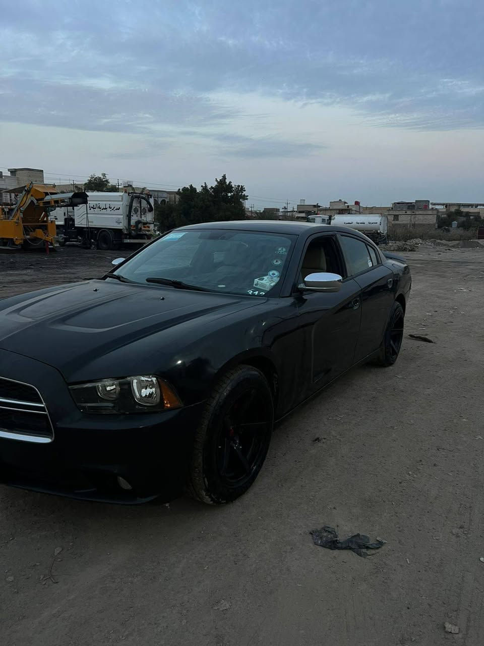 السلام عليكم  جارجر ١٤ سياره جاهزه فول موصفات خليجي كصه جنطه ادوات السعر ٤٩ رقم بيه وتساب *********** بيه ويلكب رياضي عنوان بصره
