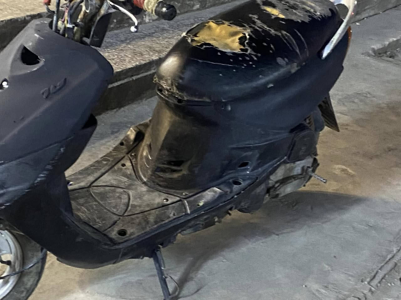 ￼ سلام عليكم دراجة قسمة للبيع مكينة خير من الله الصالون صار رياضي دراجة شغالة نقرأ السعر 250 اتصلوا على هذا الرقم وبيها مجال كمالية شارع الأصفر￼ واستاب ***********
￼￼
