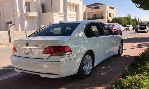 سیارة بي ام دبلیو BMW، 
مودیل 2008 حجم 750 
مکینة 8 سلندر
لون ابیض
محرك بنزین
رقم كركوك اصلي
فول فول مواصفات
دبل جام ستارة
سقف سلاید
كشنات كهربائي تدفئة و تبرید
سعر: 6,500 $
65 ورقة
موبایل: کورک و زین مع واتس ٲپ
***********
***********
***********

======================

ئۆتۆمبێلی بی ئێم دەبلیوو BMW
مۆدێل 2008 قەبارە 750 
مەکینە 8 پستن بەنزین
ڕەنگ سپی
ژمارە كەركوك ئەسڵی
فول فول مواسەفات
دەبل جام و پەردە
سەقف سڵاید
كوشین کارەبا و گەرمی و ساردی

نرخ: 6,500 $
65 وەرەقە
مۆبایل: کۆڕەک و زەین و وەتسئەپ
***********
***********
***********
