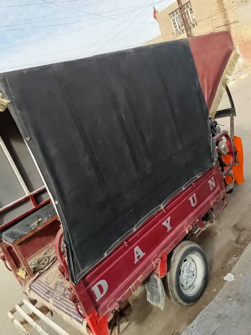 السلام عليكم 
ستوته للبيع كلها شغاله خير من الله أوراقها كامله 
سعرها مليون مكاني الحسينيه الراشديه شارع شركه 
***********
