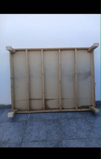 سرير • نضيف • ما بيه كسر