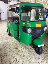 تكتك للبيع مديل 21 شهر 11 رقم وسنويه بيه بس الدوس مكان مدينة الصدر رقم...