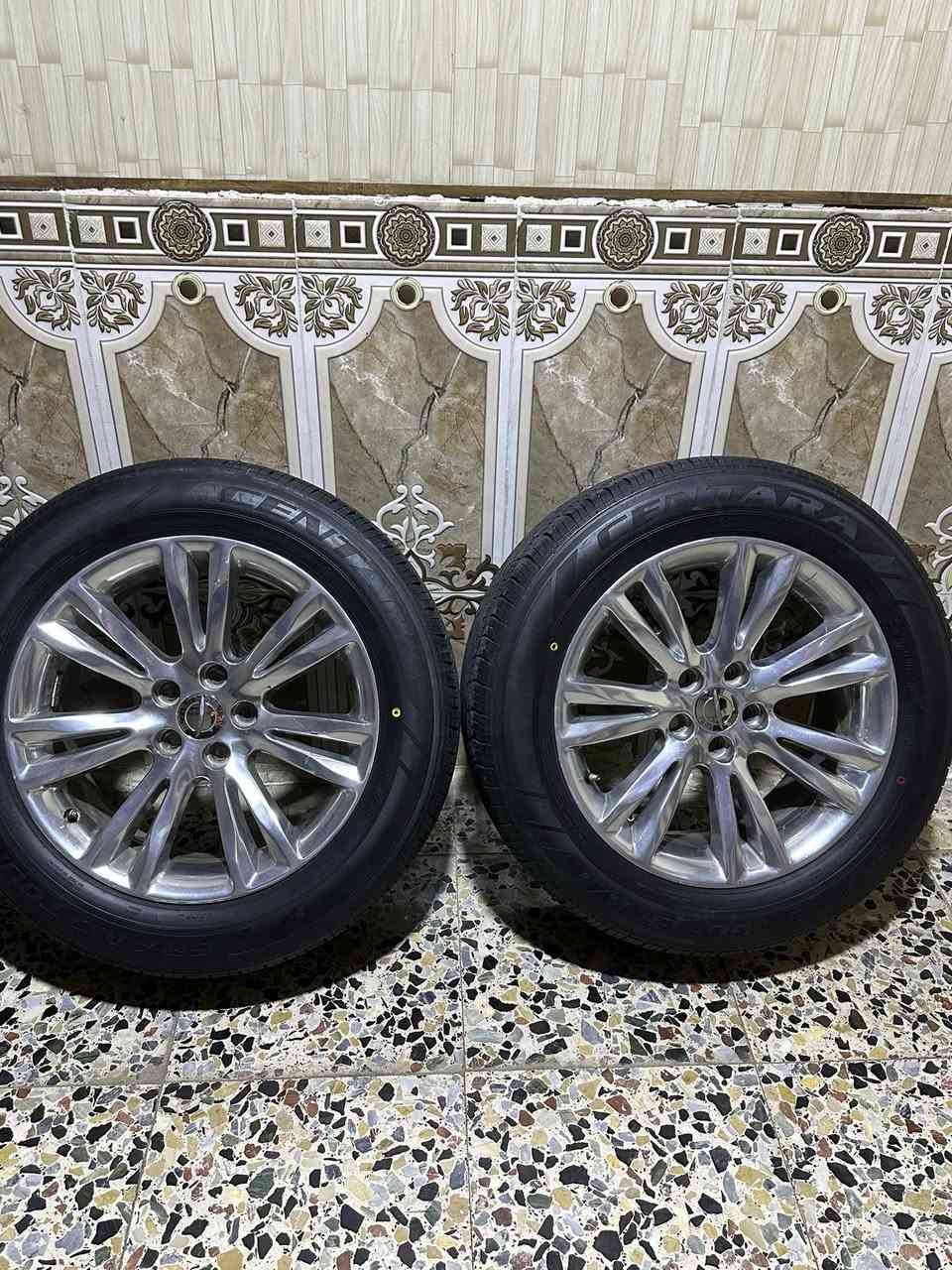سلام عليكم
شباب تخم ويلات مكسيكي اصلي شرط اخوات زيرو وبيهن تخم تاير جديد مختمات اصليات موبر كفاله من زلغ وتخم تاير اقل شهر من شاده بيهن يرهمن اوباما جميع مديلات تعال وشد 

حجم ١٨ شرط من زلغ كفاله واصليات مكاني البصره 

لاستفسار *********** تصال او وتساب
