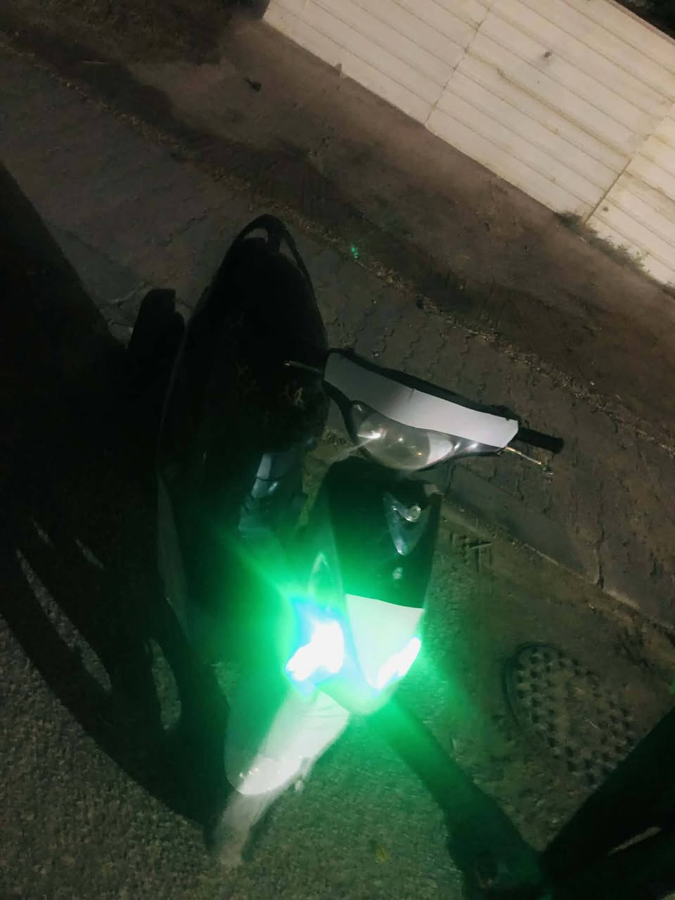 سلام عليكم 
ماكس منغولي موديل 2006
دراجه بلاد بلاد من دواخل من كفر 
فول ملاح  شوف عينك 
سلف بلاد 
سبايدر كاربون فايبر 
صالنصه FM
تجي وتفحص 
سعر 400وبيه مجال بسيط 
مكان نجف حي جامعه 
ول شراي بي خير ويدلل🫡🌹


**إذا كنت صاحب هذا الإعلان وتريد حذفه لأي سبب، رجاءا أرسل رسالة إلى الدعم الفني**