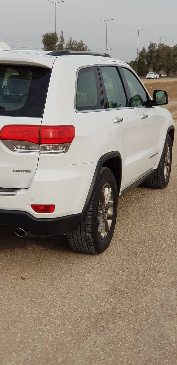 جيب لمتد 2014 خليجي كفاله حتى الدعاميات فول مواصفات جكات وكشن خزن ستيرن كهرباء حساس امامي وخلفي كراسي الاماميه كهرباء ومساج جنطه كهرباء وضعيات قياده فور ويل وبنوراما ماشيه 125 رقم بغداد باسمي كير مكينه واكسل كفاله حداديه وتخم تاير جديد السعر 238 
***********
***********
