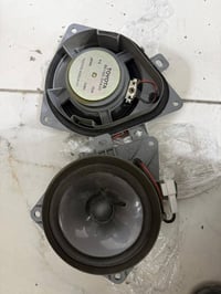 سماعات • تفصيخ • يابان