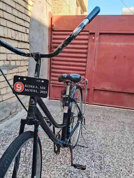 السلام عليكم بناتي باله موديل 20 نضيف حجم 26 والصور كدامك وشوف غراضه موجودة بس اني فاتحهن للبيع السعر 90 وبي مجال مكاني بغداد قضاء الزوراء المعامل الباوية موجود واتساب ه‍ ( ‍*********** )
