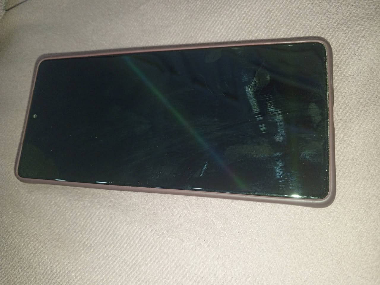 سلام عليكم انفنكس نوت 50 للبيع بي ضرر بل شاشه والضهر الشاشه مرات تلمس بحده 
بدون ملحقات سعره 150 مكاني بلديات 
*********** توصيل ماكو
