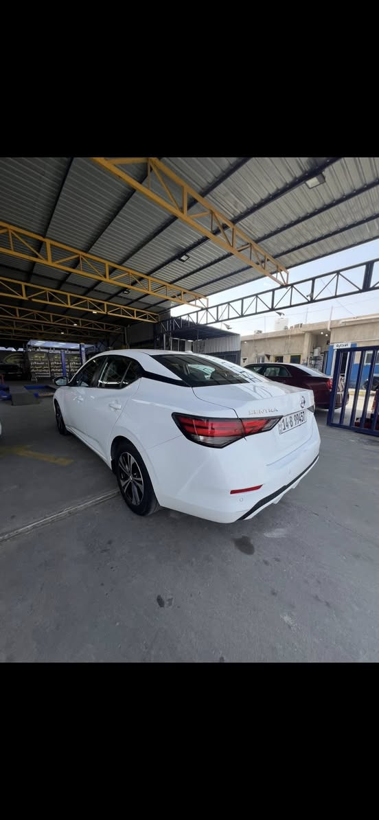 السلام عليكم نيسان سنترا 2023svوارد امريكي بيه نسبه غرق للدوسه سياره جديده كفاله من الضربه والصبغ جديده كلش سعر146ورقهً وبيه مجال رقم بصره دولي ***********
