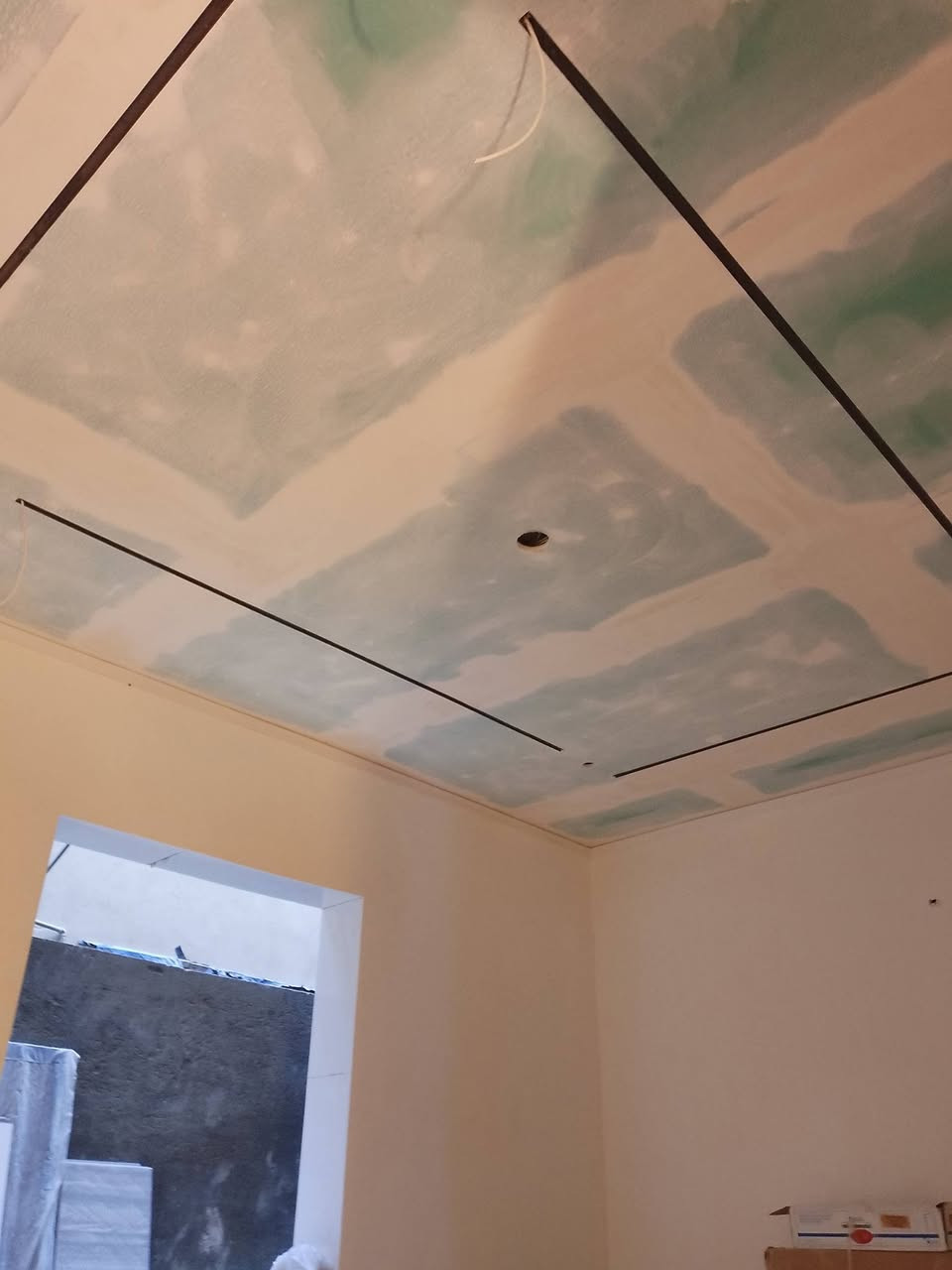 جزء بسيط من اعمالي جبسن بورد مواد اصليه كوالتي عالي كادر مختص بأعمال الديكورات الداخليه و الخارجيه سعر المتر 25  بدون صبغ مع الصبح 35 مكاني بغداد الاستفسار مراسله الصفحه او الاتصال على رقم الوات ساب ***********
