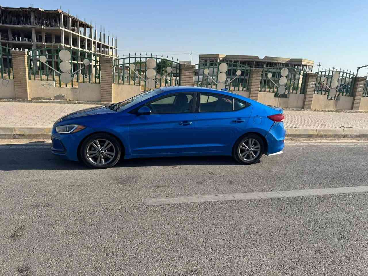 السلام عليكم النترا للبيع موديل 2017
موصفات نص فول ضرر موجود بلصور 
رقم اربيل  با اسمي تحويل ثاني يوم 
حادث خلفي وشخوط قليله مكحله بين بابين
عنوان ديالى بعقوبه ***********
سعر 125بيه مجال حك الجيه
