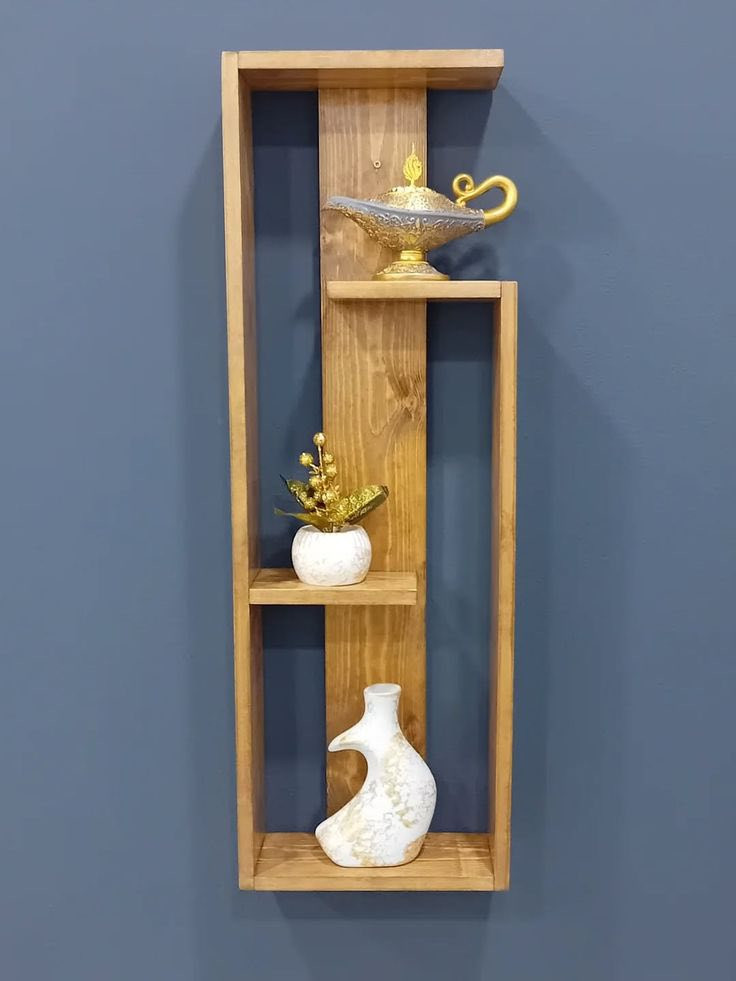 اجمل الرفوف والديكورات الخشبية وحاملات سنادين كلشي بجود ممتازة شغل يدوي مضبوط كل هذا الجمال تلگو يمنة 
طبعا كل الي عليكم تتواصلون ويانا وتختارون الديكور الي يعجبكم واحنه نفذة الكم يتوفر توصيل داخل ديالى والمحافظات العراق كلهه اسعار مناسبة وعمل ممتاز

***********‏
