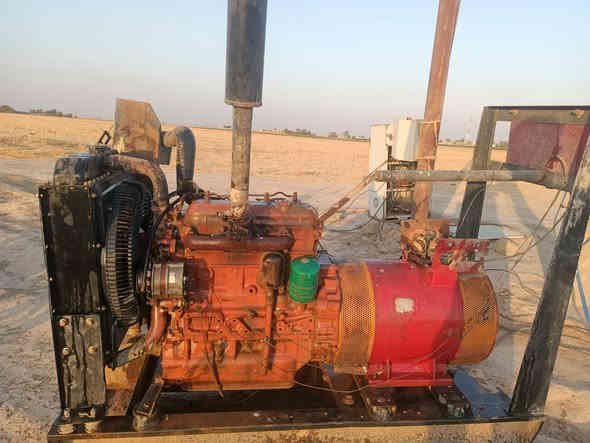 عندي محرك افيكو للبيع محرك نضيف هاذا رقمي ***********
