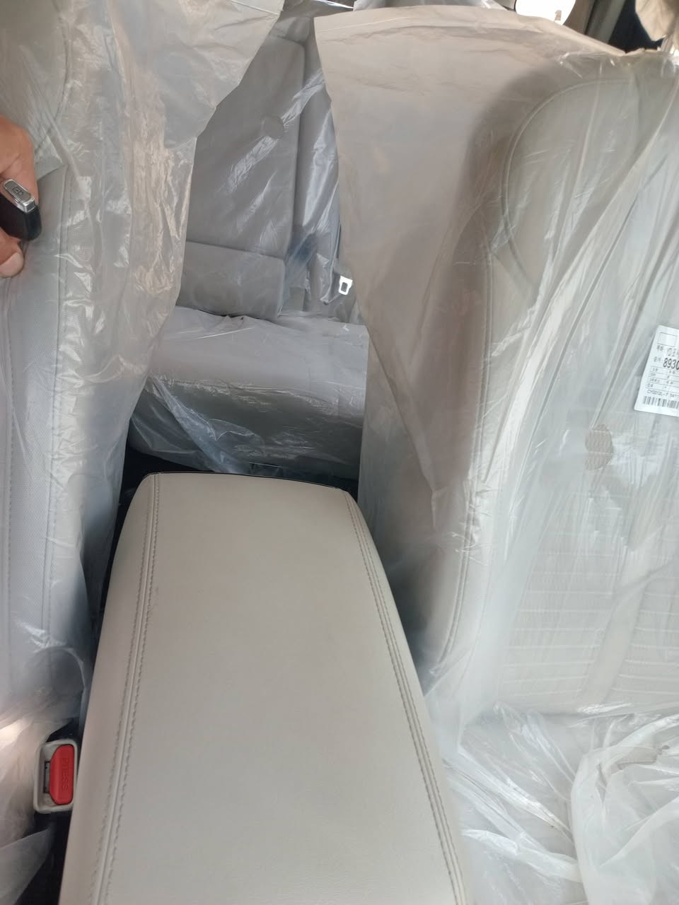 سياره سرنتو ٢٣ خليجي فوال عده الربع كامرات سياره مشيه ٤٣ جديده رقم *********** سعر.    ٢٦٥. وبيهة مجال
