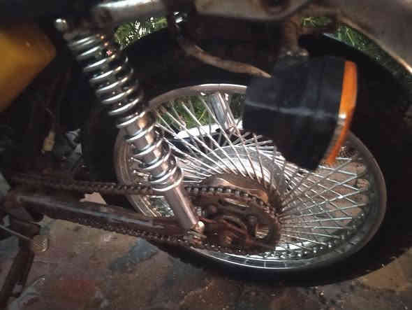 سلام عليكم دراجه للبيع كلك كلك كلك  دبلات جدد شتريتهن وزنجيل هم جديد ذهبي لاصلي وتايرات كدام وره جدد لاصليات قبا يومين جبتهن كشن مدوشم  موديل ٢٠١٩دراجه نضافتها ٨٠% سعر ٢٠١٠ وبيها مجال لاتتصل اذا مو شراي للستفسار انتصل وبيك خير ودلل  *********** مكاني واسط نعمانيه
