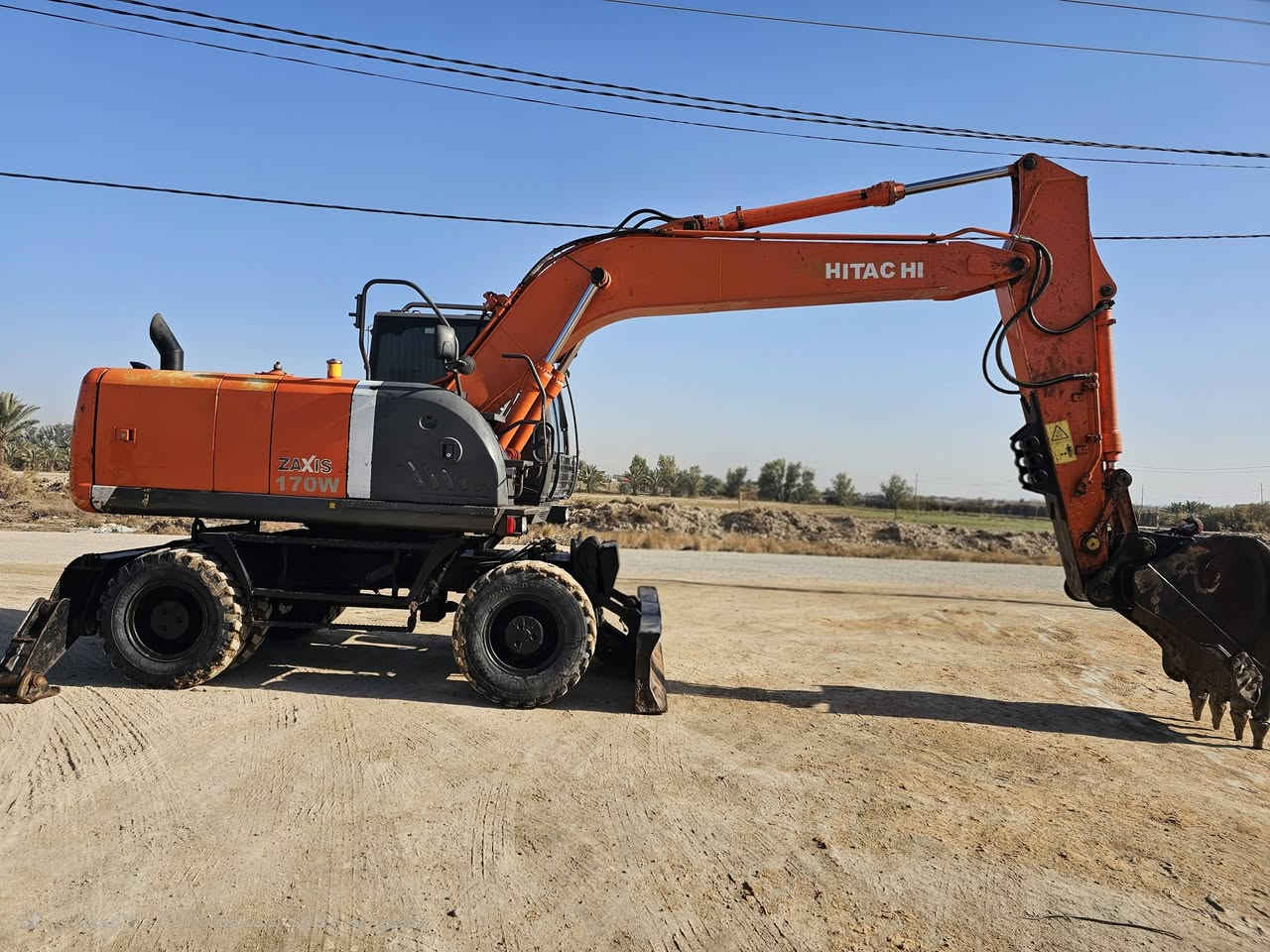 سلام عليكم حفاره للبيع
***********
