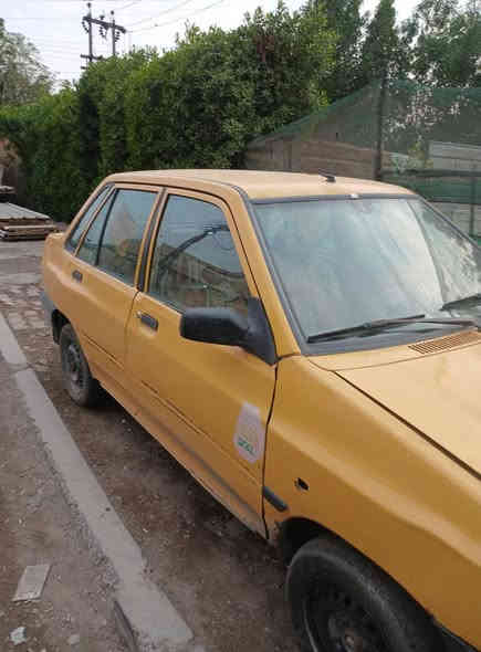 السلام عليكم 
سايبه ٢٠١١ مكينه بيه تبخير قليل 
كير جديد باتري دينمو جديد 
السياره بحاله جيده 
رقم بغداد مطلوبه مليونوهيئه وغرامه
مكان بغداد  يرداله ترتيب 
رقمي ***********
