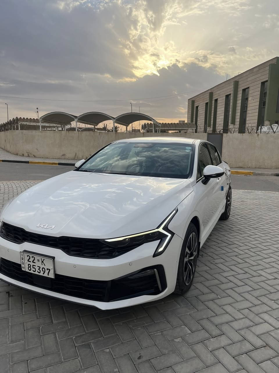 السلام عليكم K5مديل 2024خليجي رقم اربيل جديد سابقن كفاله ابيع كما موضح بصوره مكان السياره البصره غير متواجد علفيس ***********
