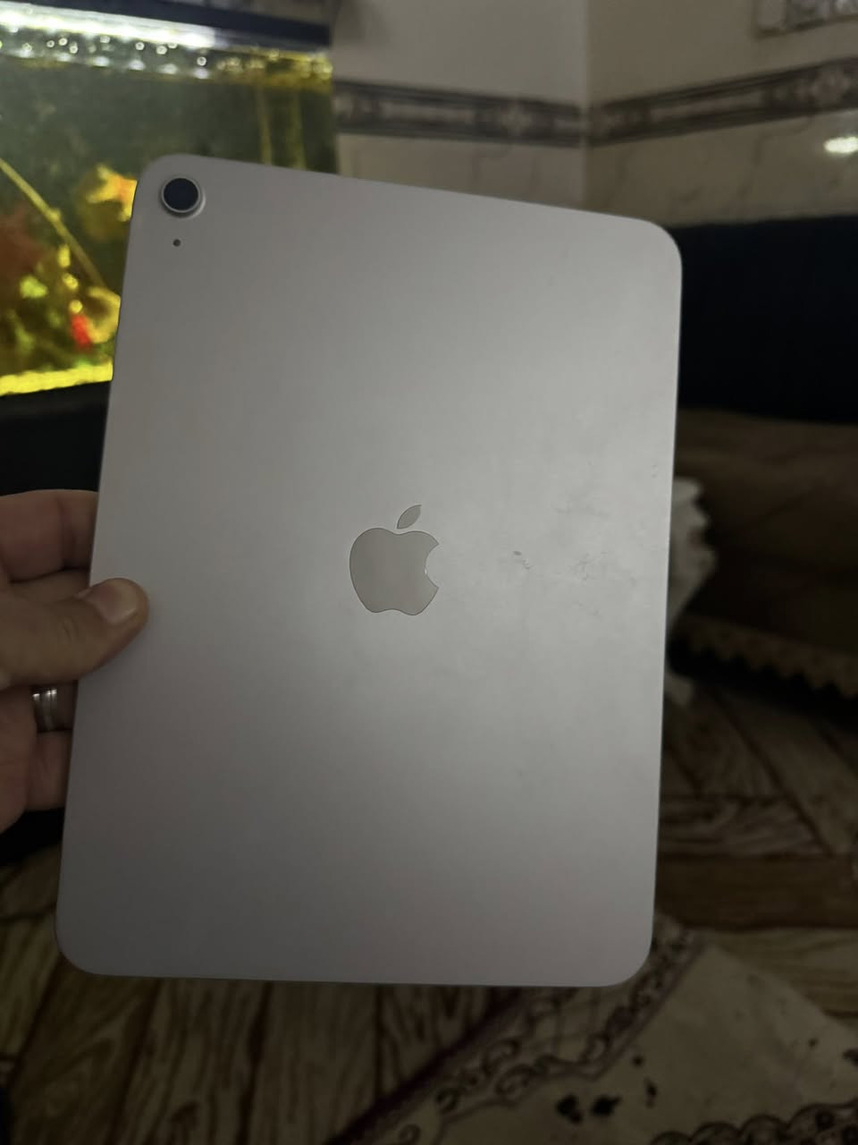 السلام عليكم ايباد 11 بطاريه 100 ذاكره 128جهاز كلش جديد مابي اي خلل سعره380مكان ذي قار شطره ***********
