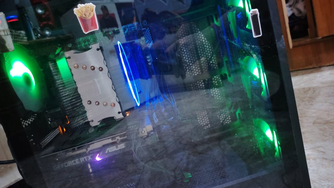 فقط كيس للبيع

Card asus 3060 12gb vram
Ryzen5 5500
Power supply 750w
Mother board B450 asus prime
Ram 16 3200 
تبريد غازي
Ssd 512
HDD 1tb
نظيفة جداً
حاسبة استخدام قليل ٥ اشهر
رقمي
سعر مليون ١٠٠٠ 
***********
