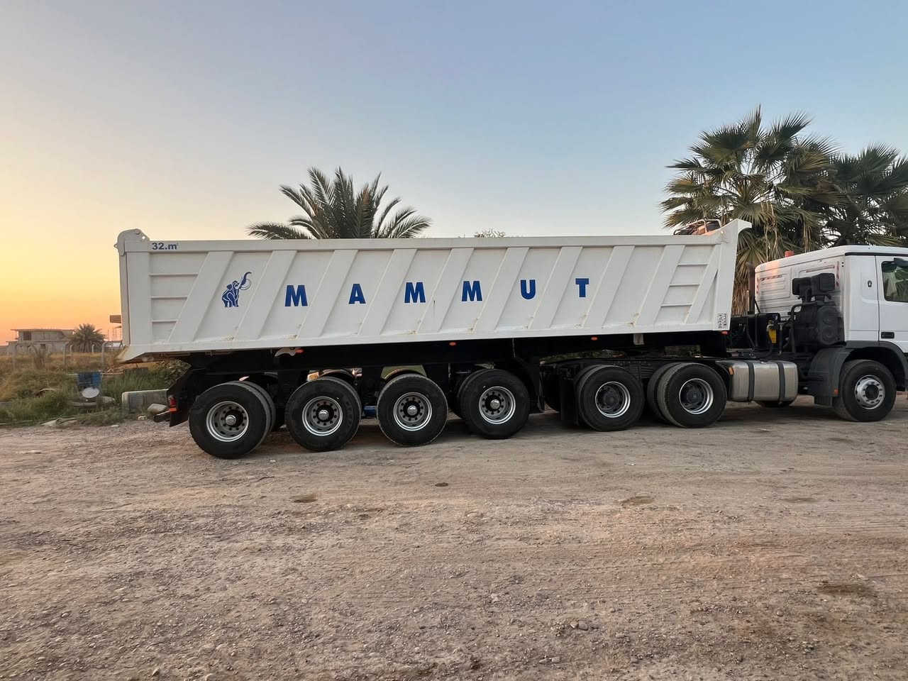 اكتروس راس وعربانة للبيع للاستفسار ***********
