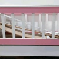 سرير أطفال • عمر ٤-٥ سنوات • أضرار بسيطة