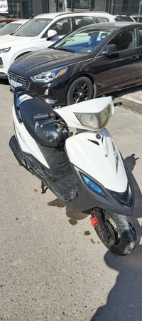 اسلام عليكم مطور ماكس 140 فحل جديد لوك لون ابيض بريك امامي هدرليك كامل...