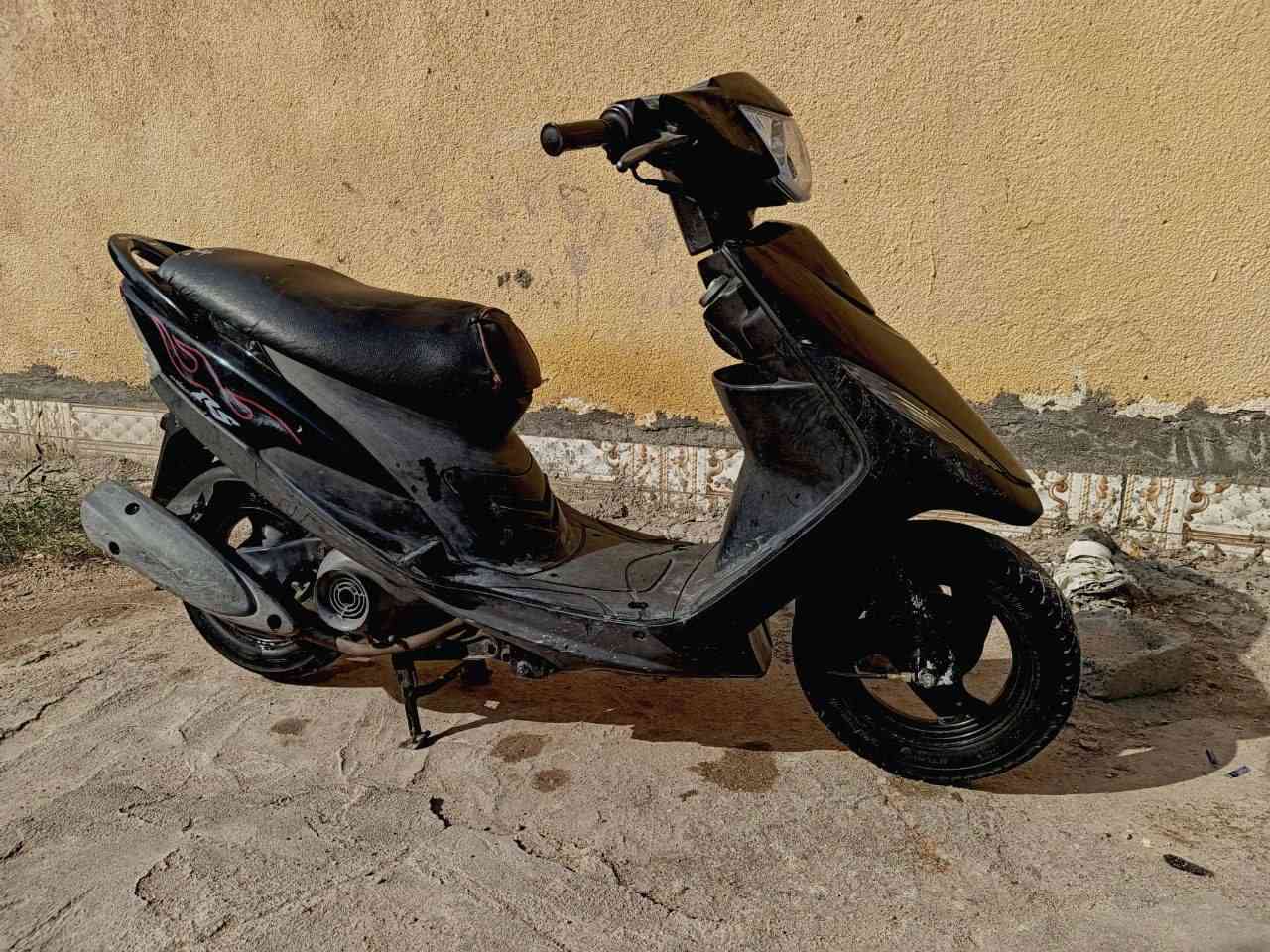 السلام عليكم دراجة ماكس عدله للبيع
حاويه مامفتوحة مكفوله كفاله عامه مابيها نقص نعومه ونشطه السعر 925 وبيها مجال مكاني البصرة قضاء المدينة منطقة الرحمانية رقم الهاتف ***********
