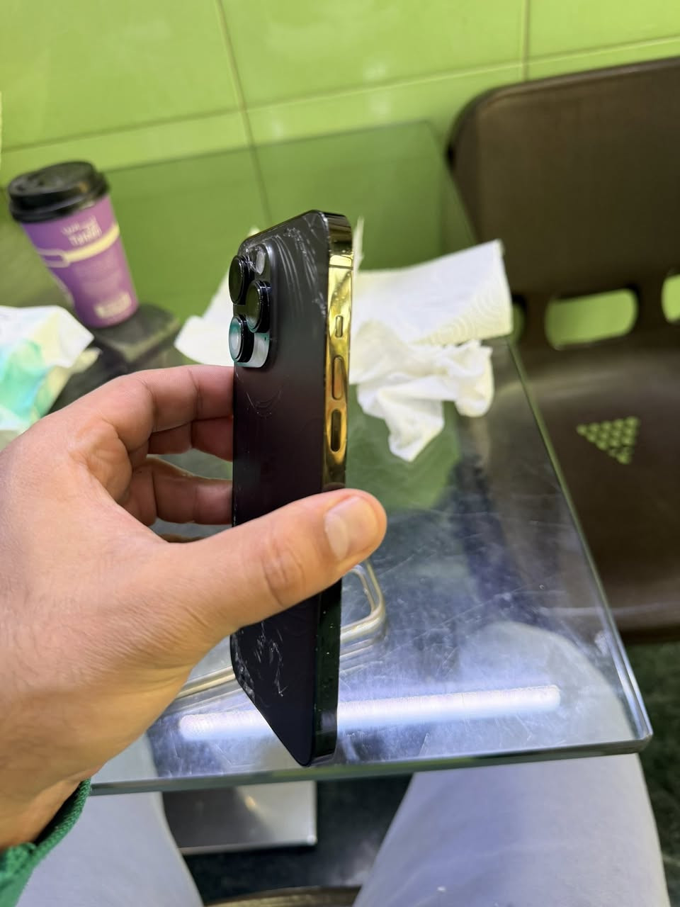 فقط 750 الف 🔥🔥 للبيع ايفون 14 برو ماكس ذاكرة 256 + باور بانك جديد هدية + سماعات اصلي جديدة هدية
مكفول من الفتح والاستبدال 
ذاكرة عالية 265 
اماراتي شرق اوسط ( مرغوب ) 
لون مميز ( اسود )
بطارية 79 ( انطيك وياه باوربنك جديد هدية بسعة 40 الف واط ، وحدة ينباع ب 50 الف .)
سماعات هدية جديدة بلكارتونة
وياه كڤر مال شركة ابل الاصلي 
ملحقاتة وياه موجودة 
الملاحظة الوحيدة البي هو الظهر مالتة مفطور كما موضع بلصور ، ( لكن هذا ابد مياثر بل استعمال ومامبين ، واذا تريد تبدل ظهر رخيص جداً  ) 
السعر 750 الف وبي مجال بسيط 
للتواصل ارسل واتساب او اتصال على رقم الهاتف 
***********
