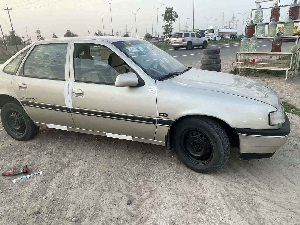 سلام عليكم فكتره موديل 1989 سياره حلوه سنويه مشروع بي دفتر بنزين سعره 34 ورقه عنوان كركوك داقوق  تواصل *********** Singapore
