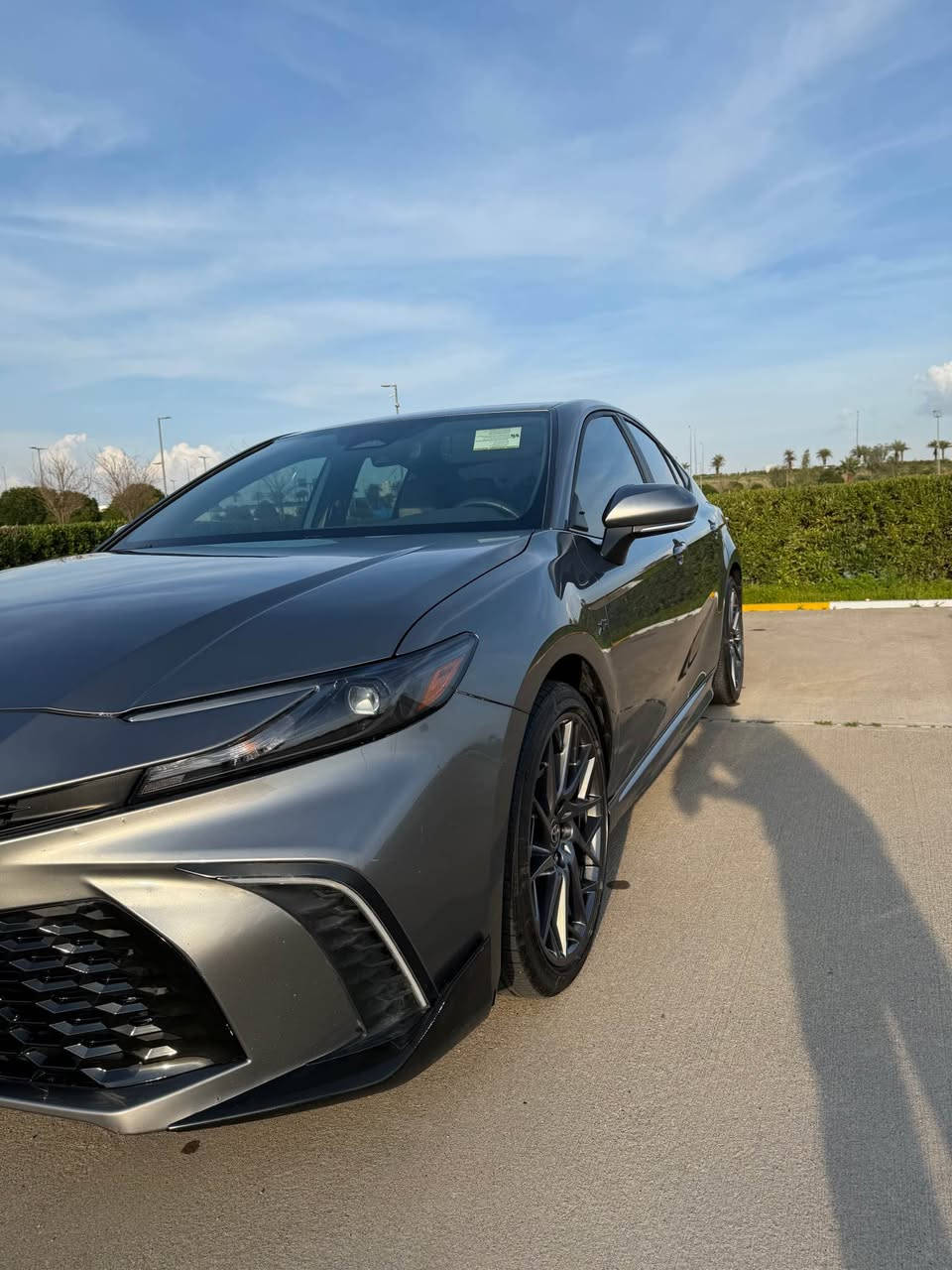السلام عليكم

2025 Camry se XP
مەکينە: 2.5 لتر 4 پستۆن هايبرێد
تواناي ئەسپي: 225hp
گێڕ: eCVT
FWD
Wireless charger
 5 شوێني USB 
بۆياغ: بێ بۆیاخ
رۆيشتن: ٢٠ هەزار

نرخ: 23500$

شوێن هەولێر WhatsApp & Korek 
***********
________________________________________ 
السلام عليكم

2025 Camry SE XP
المكينة: 2.5 لتر 4 سلندر هايبريد
الاحصنة: 225 حصان
القير: eCVT
سحب امامي
 شاحن لاسلكي
خمسة اماكن USB
الضرر: بدون صبخ
ماشية ٢٠ الف

السعر: 23500$

المكان اربيل - كورك و واتساب
***********________________________________________ أربيل, العراق
