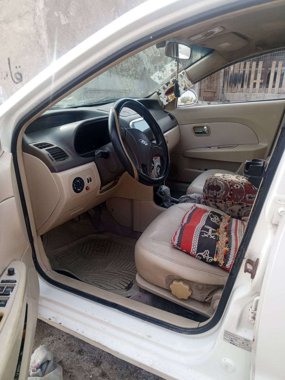 السلام عليكم شيري فلاوين محوره مكينه وكير كورلا كفاله جدد ، راعيها رقمه راح مني اتكفل سرقه وعشاير ، السياره جاهزه ترايك وين ماتريد ،كهربائيات شغاله السياره مال بيت . مكاني البصره ابو الخصيب السعر 27 المو شراي لايراسل ويتصل رقمي ***********
