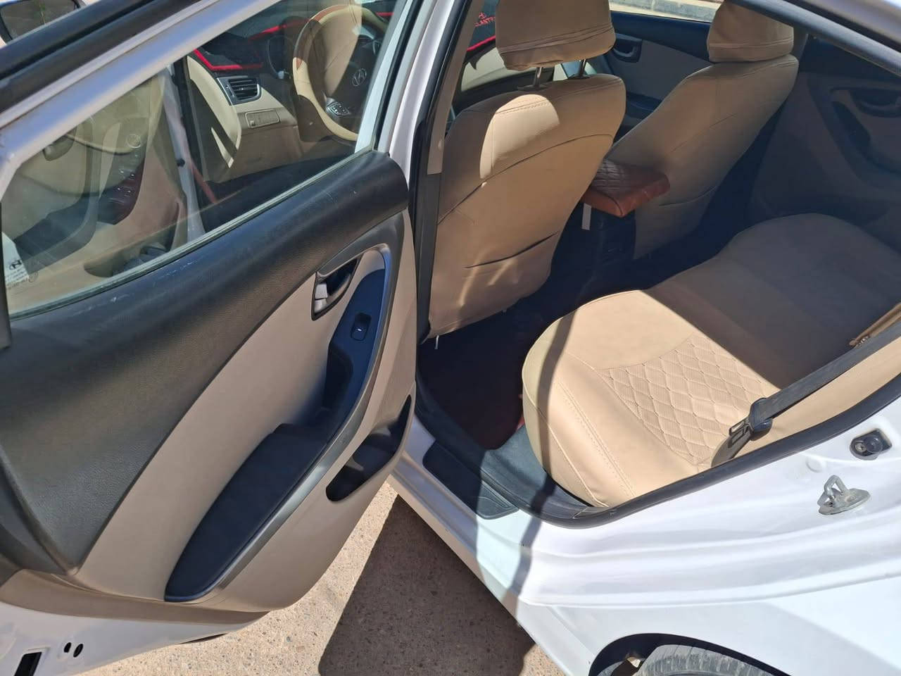 الانترا مديل 2016 خليجي
محرك 1800 دوش قبل شهرين شادينه جديد 
رقم انكليزي ميسان جديد بسمنه 
تفاصيل سياره موجود سونار بنشر 
السعر 120 بيها مجال 
رقم صاحب سياره ‏‪***********‬‏
العنوان ناحيه المشرح 
انا مكلف بنشر
