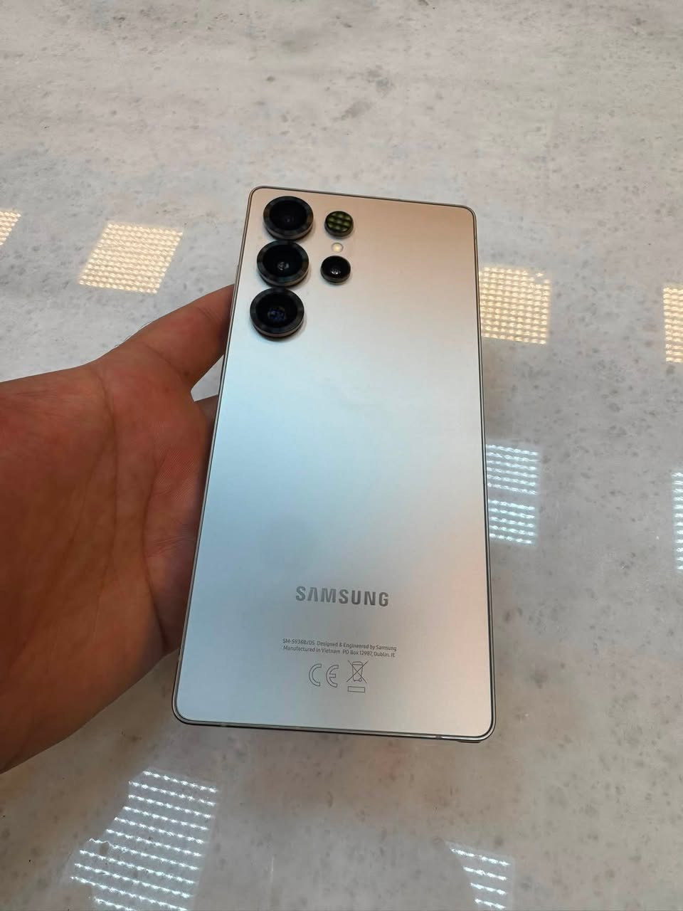 S25 ultra 256gb
جهاز نضافة 100 بالمية وكالة عين الفهد للبيع 
السعر مليون و٥٠ الف مكاني بغداد
***********
