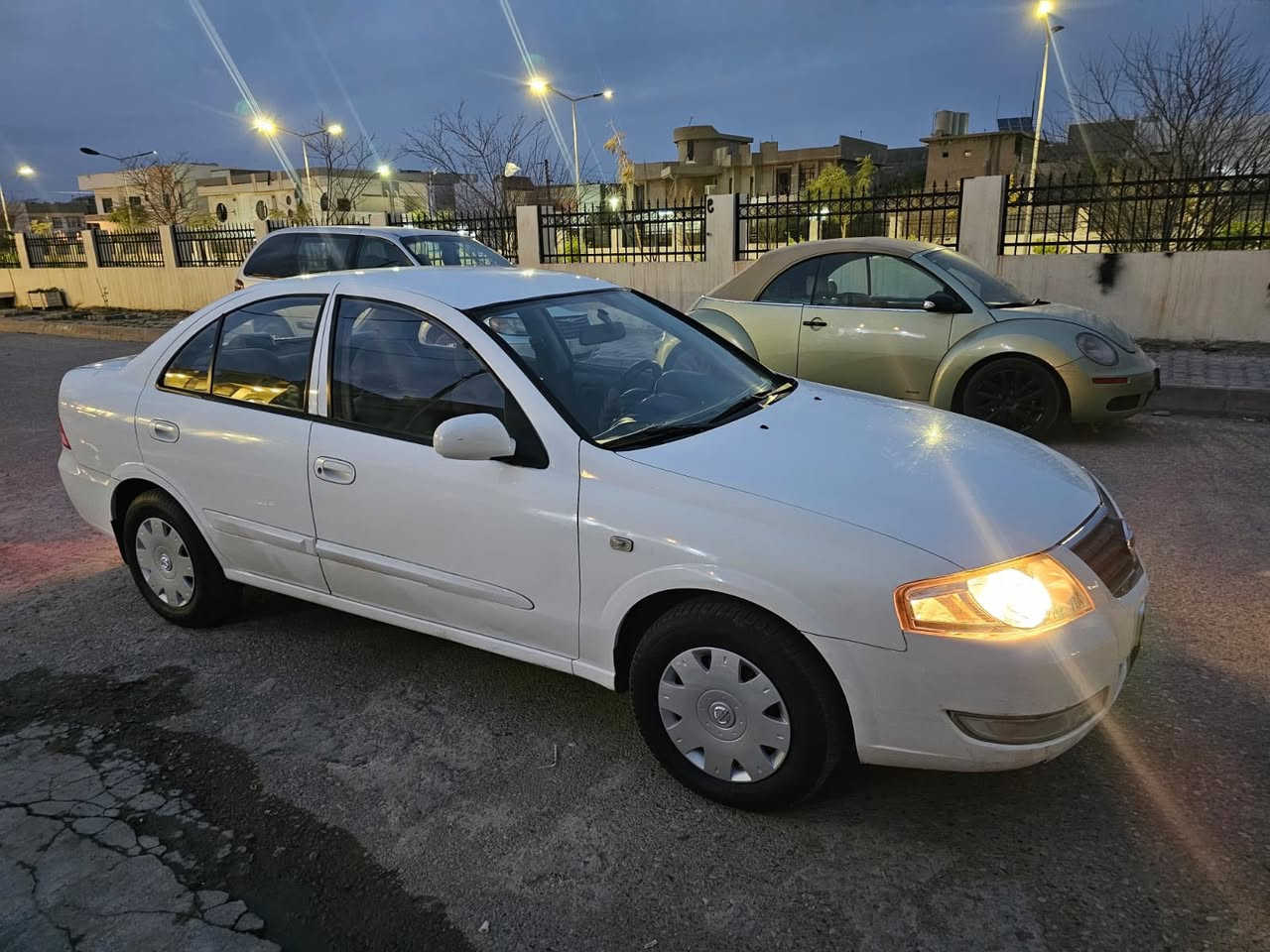 نيسان سني موديل 11 محرك ابيض رقم سليمانيه سنويه جديد بدون صبغ بدون تبديل فقط بارد 3 مكانات بسيطه ماشيه 200 الف كير محرك تبريد شرط جاهزه من كل شي سعر جدا مناسب 105 شراي اتصل *********** مكان كركوك مجال بسيط
