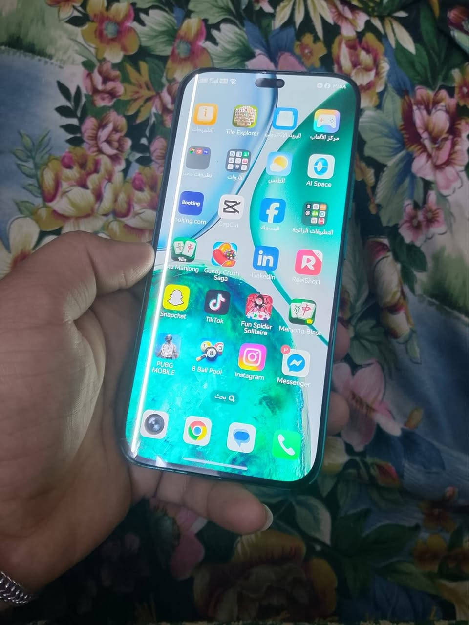 السلام عليكم للبيع هونر اكس 8 سي ذاكره 256 عشوائيه 12 + 12 الجهاز حلو نظيفي ما داخل صيانه ابد بي فقط الخط اللي بالشاشه السعر 125 وبي مجال جد جدا جدا جدا ا بسيط مكان بغداد العبيدي 
رقم اتصال***********
