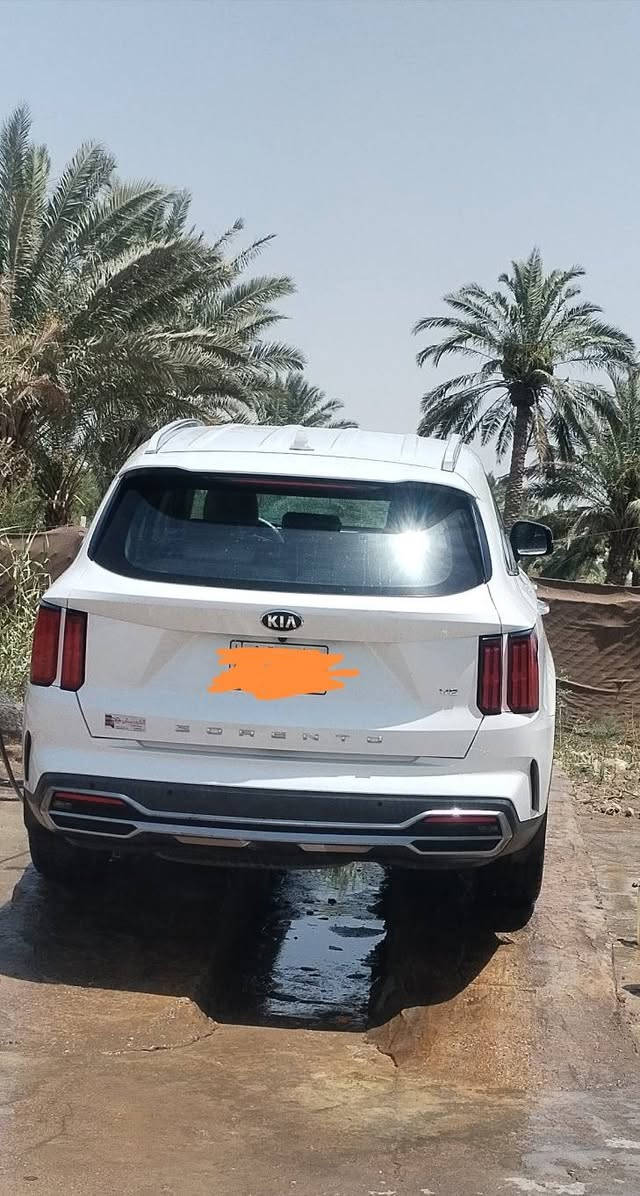 سياره سورنتو موديل ٢٠٢١ سياره بصمه كشنات كهربائي غرفه زيتوني مكينه ٣٥٠٠ مكانه ديوانيه قضاء الحمزه الشرقي رقمه بغداد رقم موبايل *********** سعر خاص بيع مستعجل
