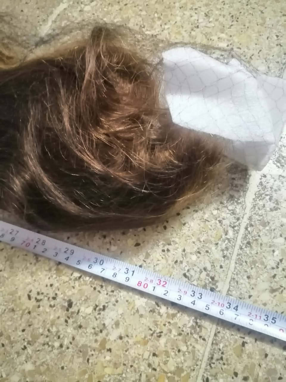 باروكة شعر طبيعي طول 80 سنتم للبيع 
متوفر توصيل جميع محافظات


**إذا كنت صاحب هذا الإعلان وتريد حذفه لأي سبب، رجاءا أرسل رسالة إلى الدعم الفني**