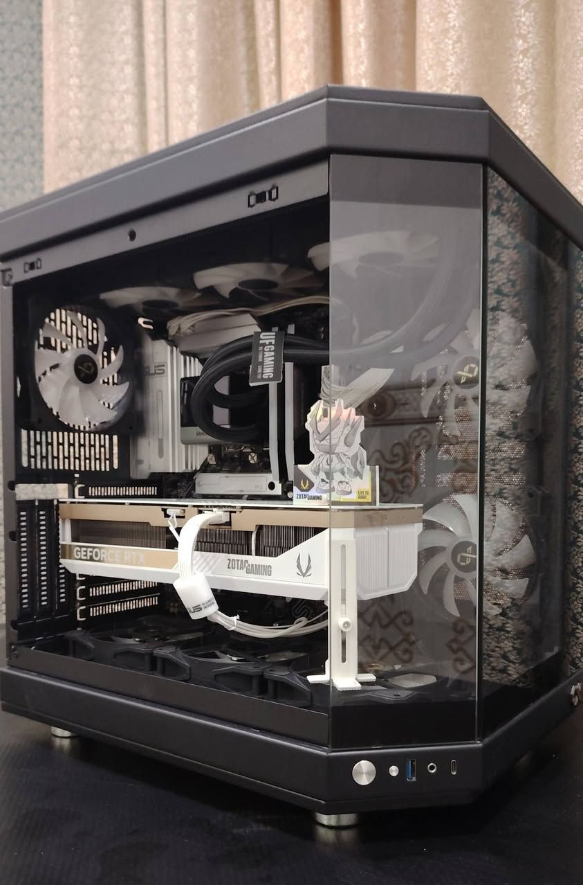تجميعه مستعمله قليل جداً السعر 3,975,000

R7 9800X3D 
RTX 5080 ZOTAC OC SOLID WHITE 
X870-P ASUS PRIME DDR5 WIFI 7 WITH 
RAM CROSAIR 32GB 7000hz DDR5 RGB 
M.2 Lexar 1TB NM790 SSD PCIe Gen4 
THERMALRIGHT TR-TG1000-W ATX GOLD WHITE 
WATER COOLER GAMDIAS CHIONE E4- 360MM C/ DISPLAY
CASE XIGMATEK X ALPHA CUBI
Windows 11 Pro Original Key

مكاني ناصرية رقمي *********** 
توصيل موجود
