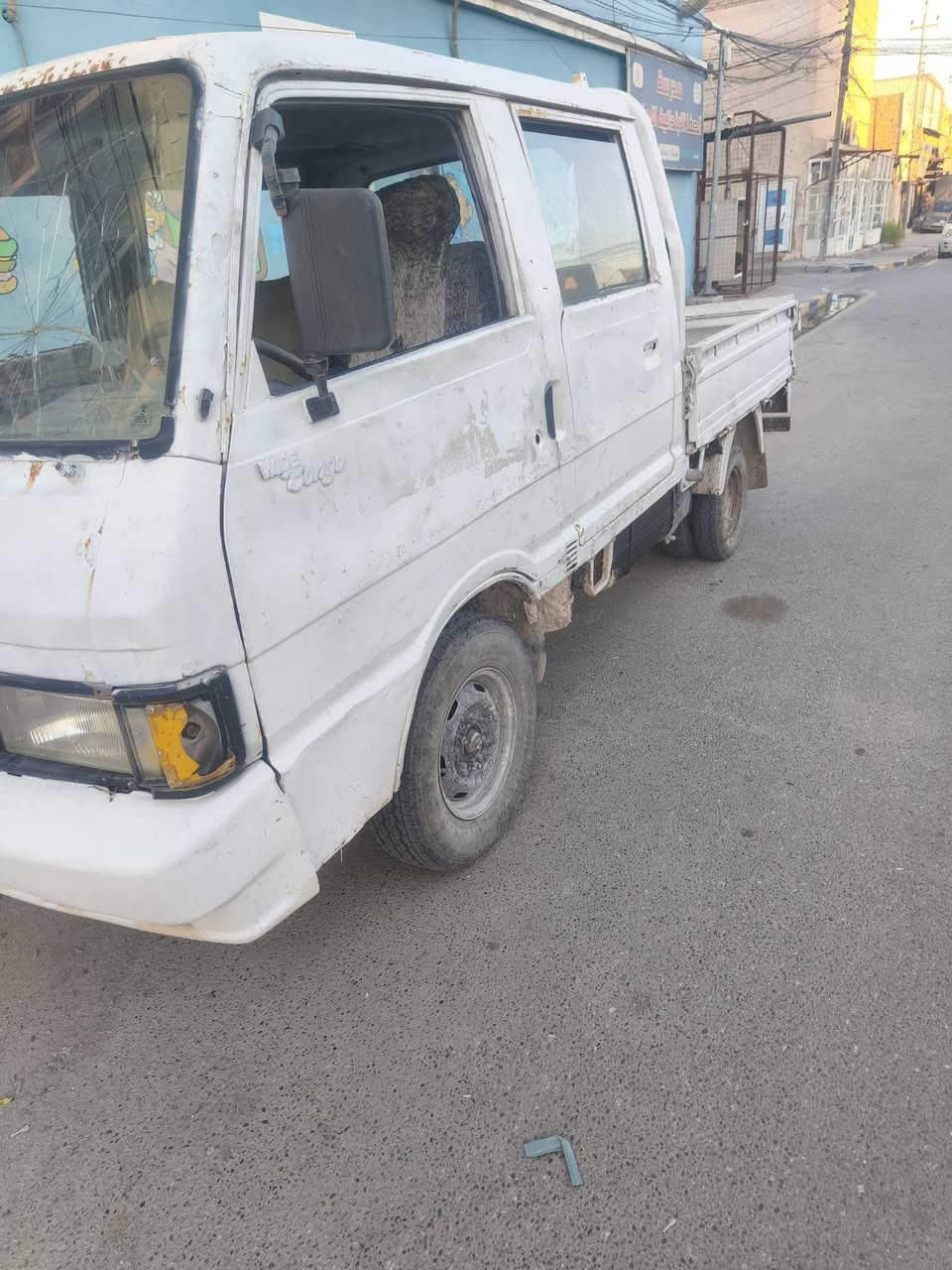 يا الله
كيه فونتيرا دبل قماره 92 
سنويه ساقطه راعيه ما اندله 
السياره شوف العين تجي تفحصه أو تقتنع بيه ياله تأخذه 
السعر 23 أو بيه مجال مكاني نجف 
للاستفسار الاتصال 
***********
