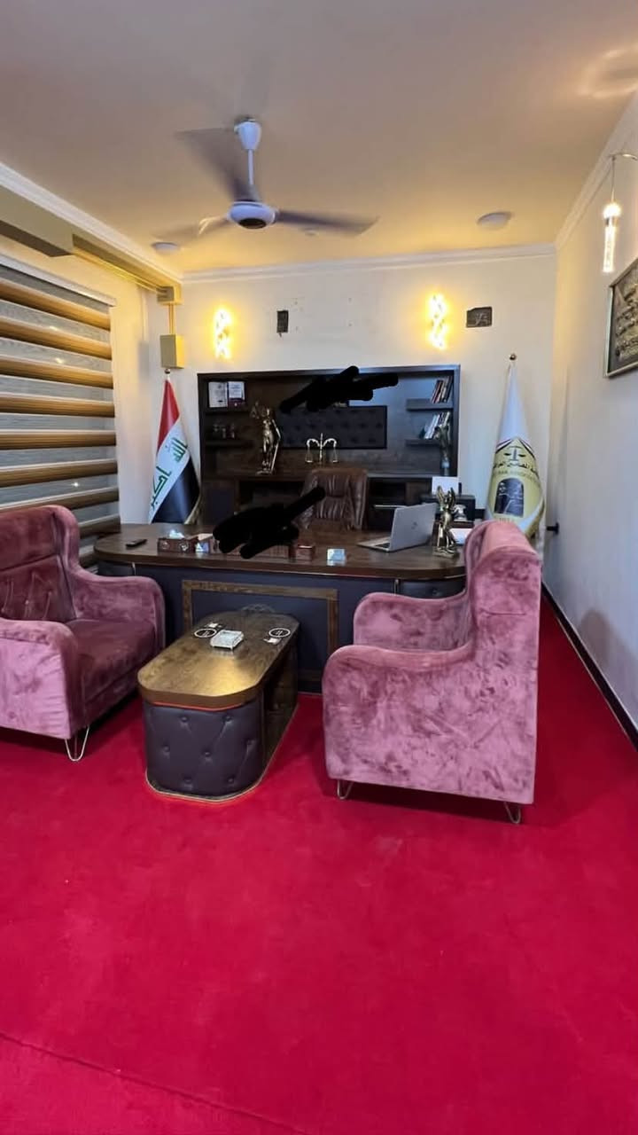 مكتب للبيع حديث وجديد وفخم
العنوان بغداد/الدورة 
***********
