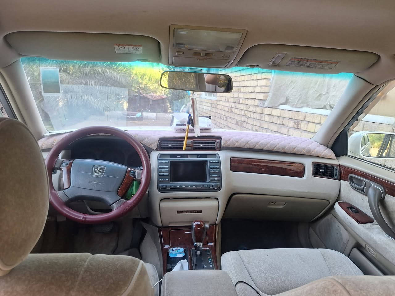 السلام عليكم تيوته كراون كرستال اصل رقم كركوك  مكفوله من الضربه والكص مكينه كير جدد تبريد تدفئه  مدفوع ضريبه وكمرك باقي ع الرقم ( ٢٠٠١ ) ٣ دكم ويل نجمه نفطي تحوير نجف الجوه الفوك امارات سعر ١٠٩
رقم ***********
