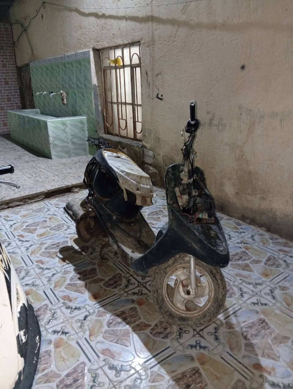 ياماها 5زروف
شغاله مال طربك
هندر واحد باي وقت  قفل 75


**إذا كنت صاحب هذا الإعلان وتريد حذفه لأي سبب، رجاءا أرسل رسالة إلى الدعم الفني**