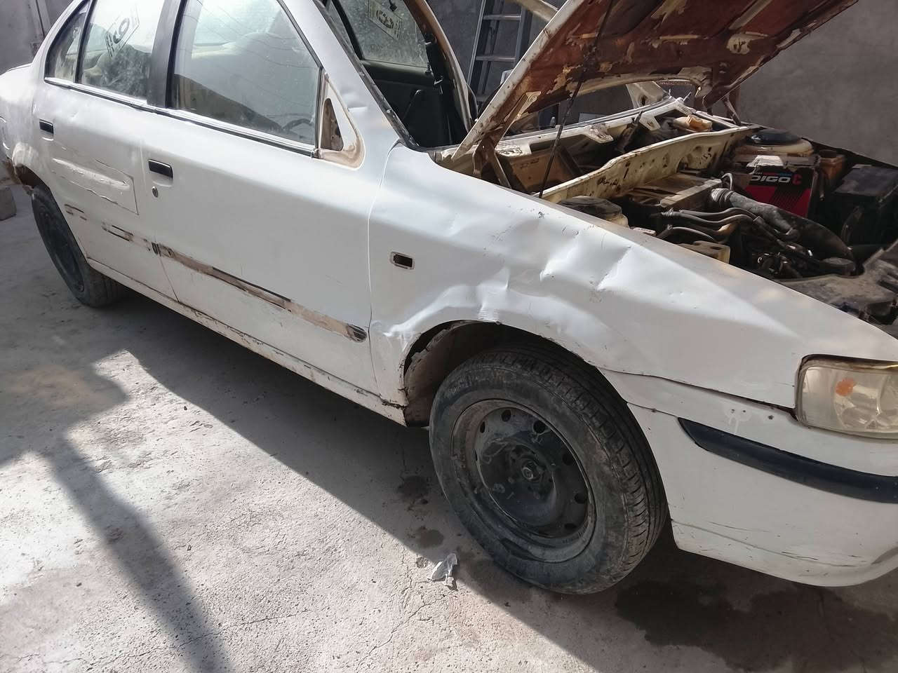 سلام عليكم ورحمه الله وبركاته للبيع سمند بيها ضريه باب وجاملغ سياره شغاله مكاني شطره  ابيع تسقيط الك يمي تحويل سنويه لل22 سعر 15 للاتصال ***********
