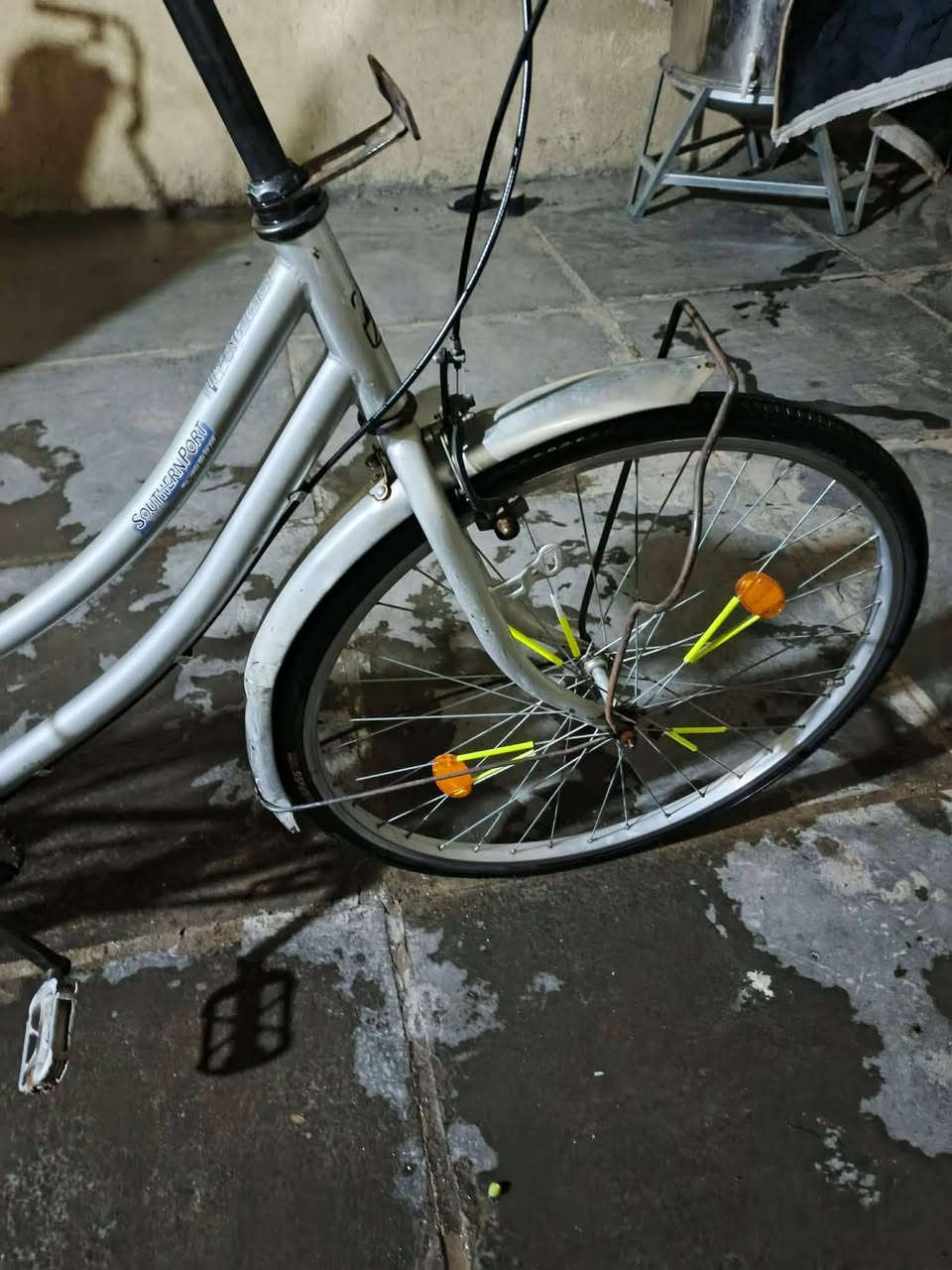 سلام عليكم باسكل اللبيع حجم 26باسكل جديد كل شغال جنت ضامه بريكات تايرات جديد كشن جديد مكاني بغداد العبيدي ***********رقمي تصل وتدلل سعر 40 جدا

