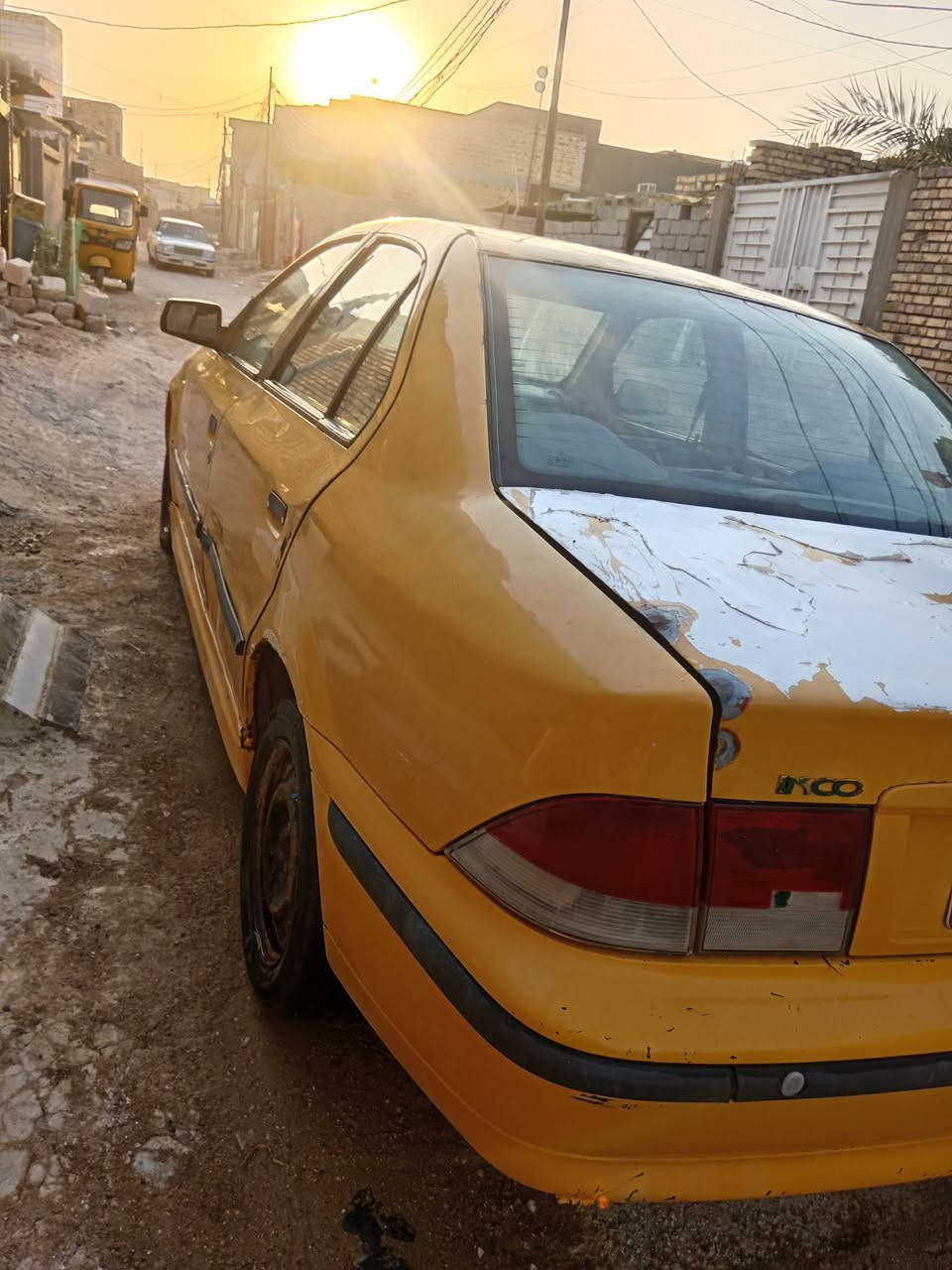 سمند مديل 2011 مكينه وكير جدد تبريد ثلج السياره مطلوبه مليون و200 من اشتريتها ع المشتري  راعيها موجود
السعر 20 وبيها مجال
***********
