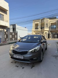 سيراتو 2016 مواصفات عاديه السعر 115 وبي مجال 07715575496 متواجد واتساب