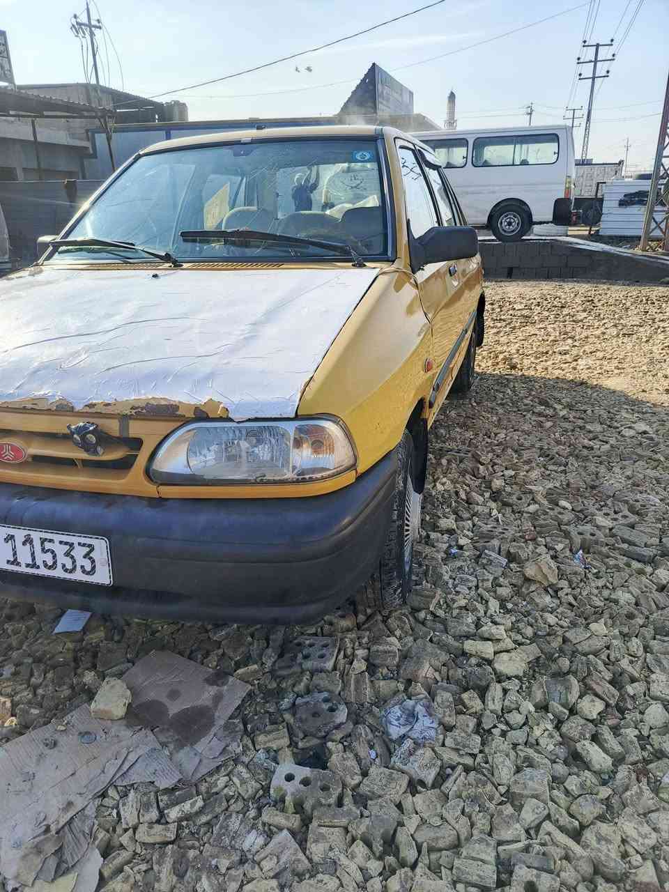 سايبه موديل ١١ رقم النكليزي بسمي مصفر سياره نضيفه كلش ما نقصه شي بس تبريد  رقمي ***********
