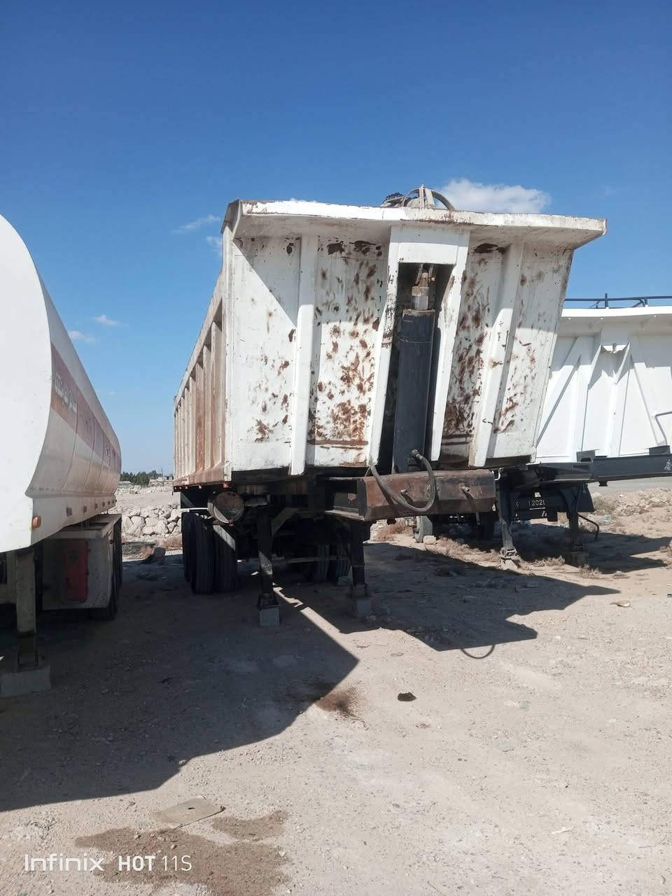 عربانة جوليكة دناكير 16.  مكفولة من الفطر والكلبة الذرعة 31. السعر 75 ورقة وبيهة مجال الرقم. ***********.    ***********. بي واتساب مكان معرض الوفاء حولي المحمودية
