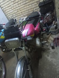 دراجات ثنينهن لبيع موديل 22لورديه عوزه شاره والثاني حربيه سعرهم 650مكل...